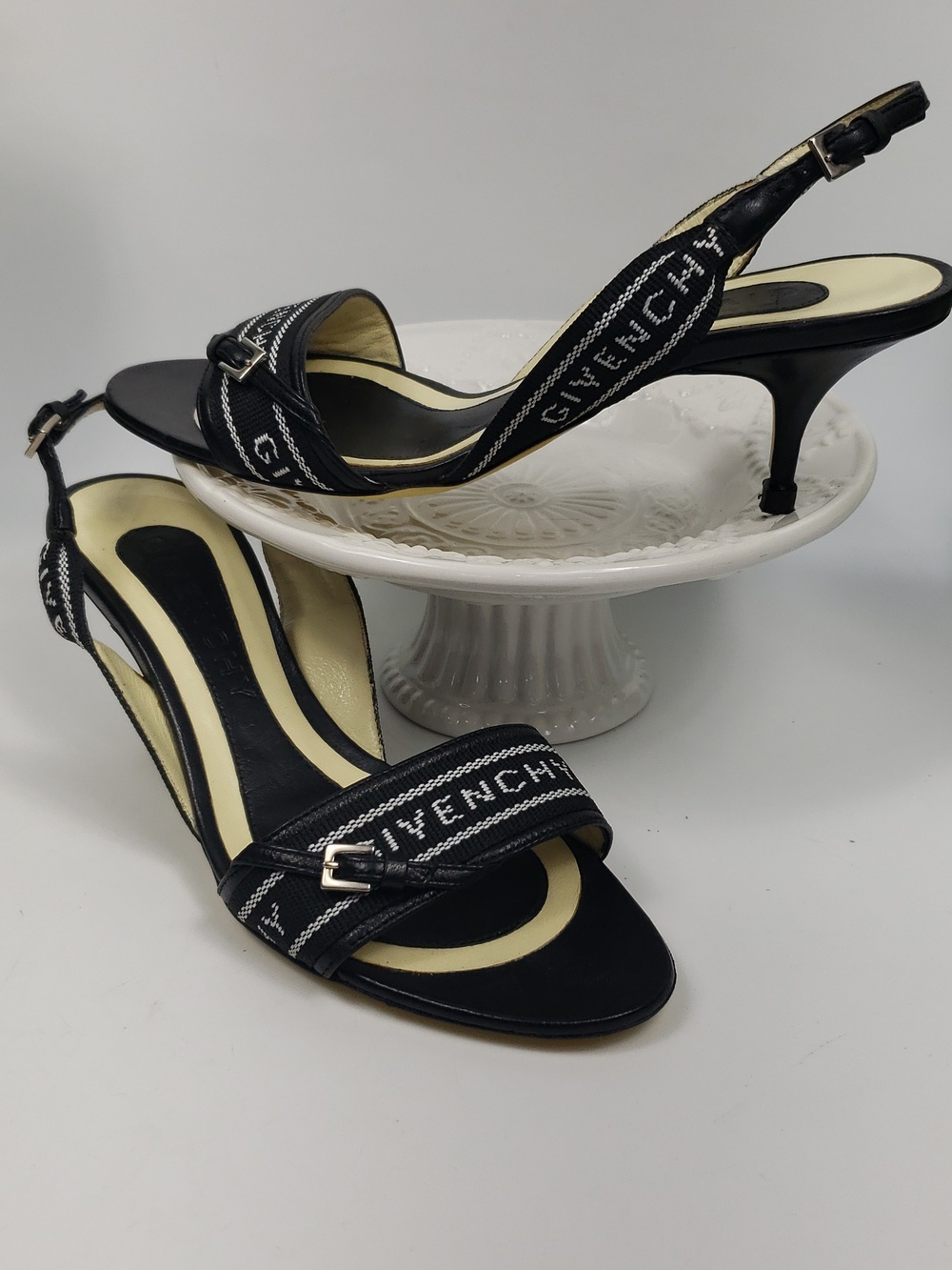 Givenchy Black & White Logo Slingback Kitten Heels Sandal - Bougie Feminine 36/6